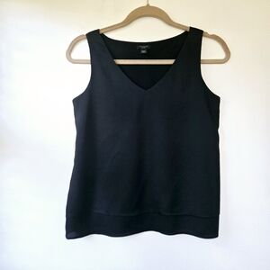 Ann Taylor Black V-Neck Sleeveless Top